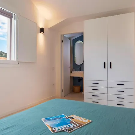 Casa Moros 6, Emma *