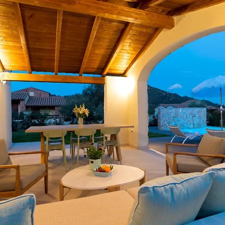 Casa Moros 6, Emma